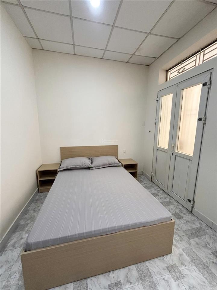 Căn hộ ban công full nt nhà mới tân bình bảy hiền sân bay cmt8 lý thường kiệt bàu cát bắc hải