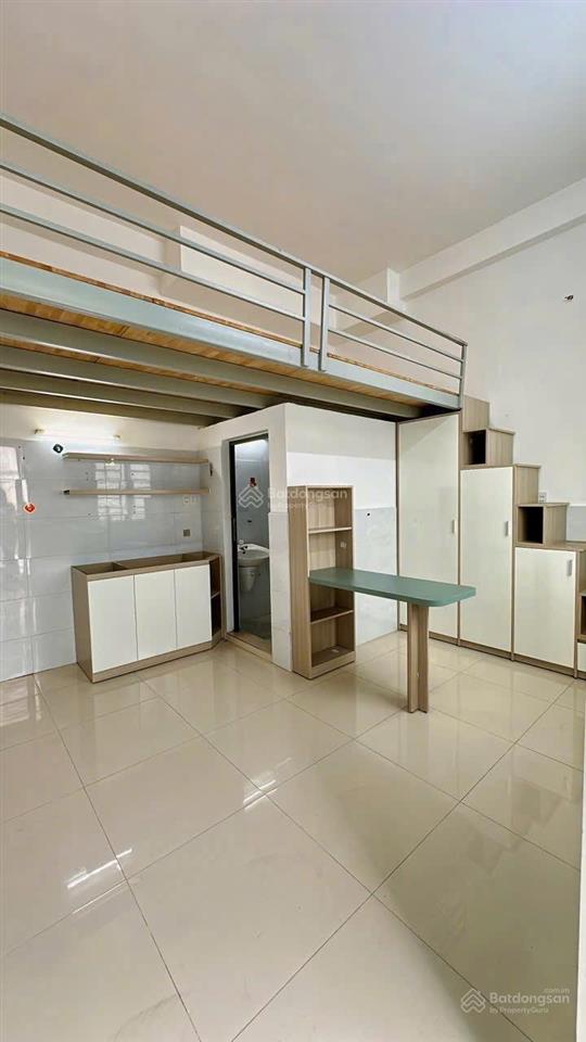 Cho thuê phòng trọ giá rẻgác ban côngfull nội thất văn chungtân bìnhetownk300ga t3sân bay