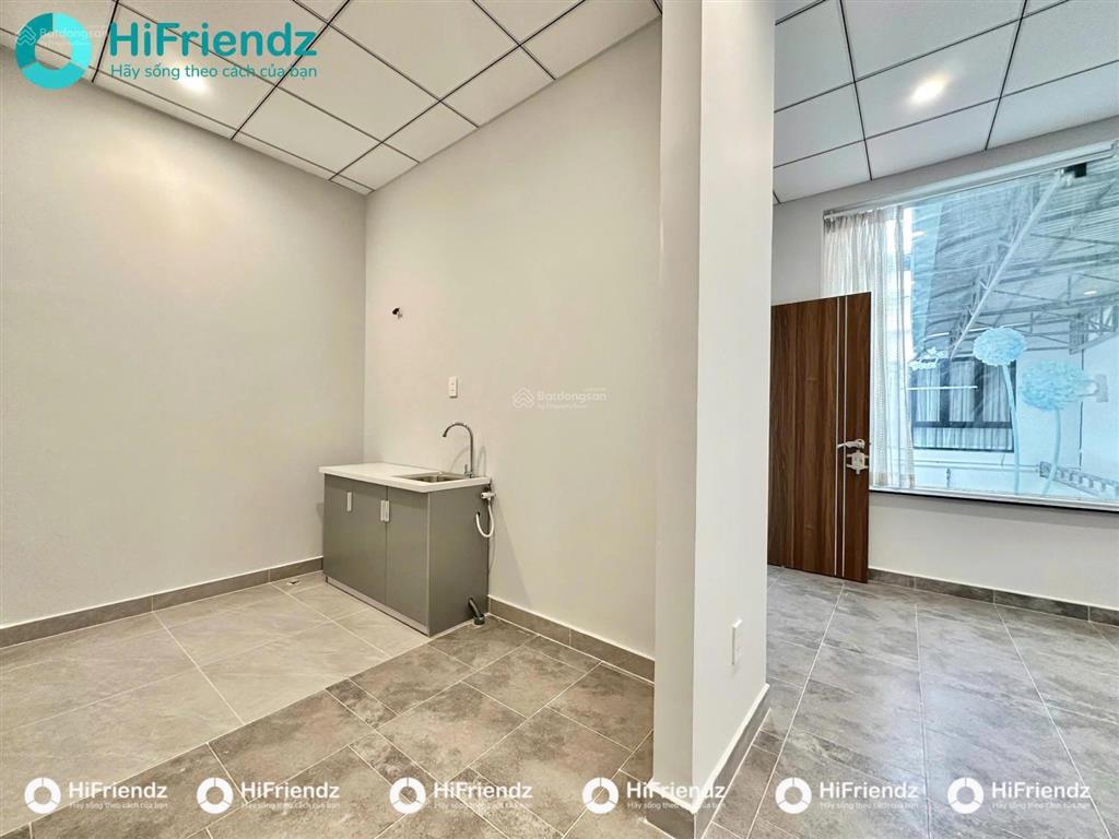 Cho thuê căn hộ full nt giá rẻnhà mớitân bìnhbảy hiềnk300sân bayhoàng văn thụban công cửa sổ