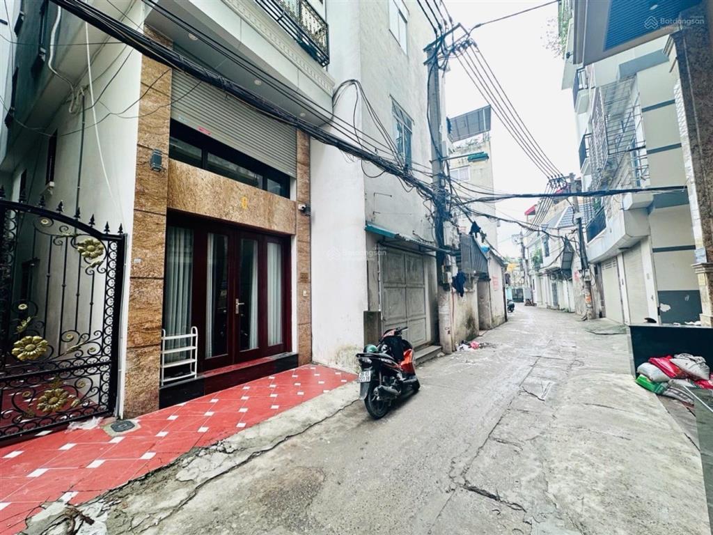 Bán nhà mới xây 6 tầng ở cổ nhuế căn lô góc siêu thoáng