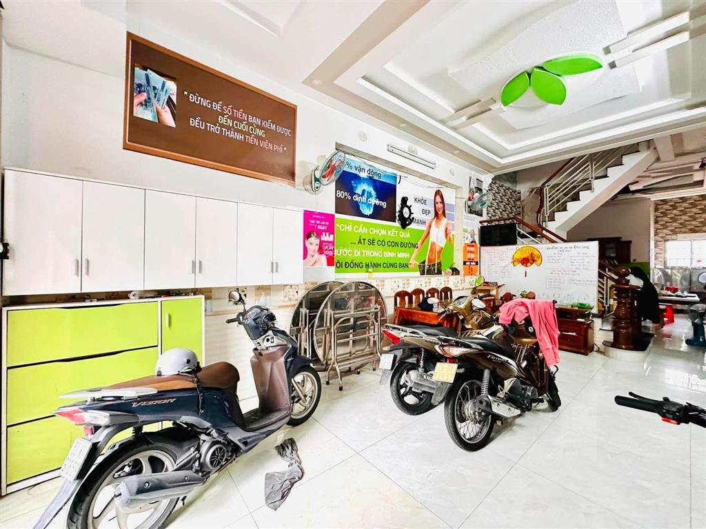 Ngộp bank, hẻm xe hơi 4m phan huy ích 4,2x15m (62m2), 4 tầng, 4 phòng ngủ chỉ 5,9 tỷ