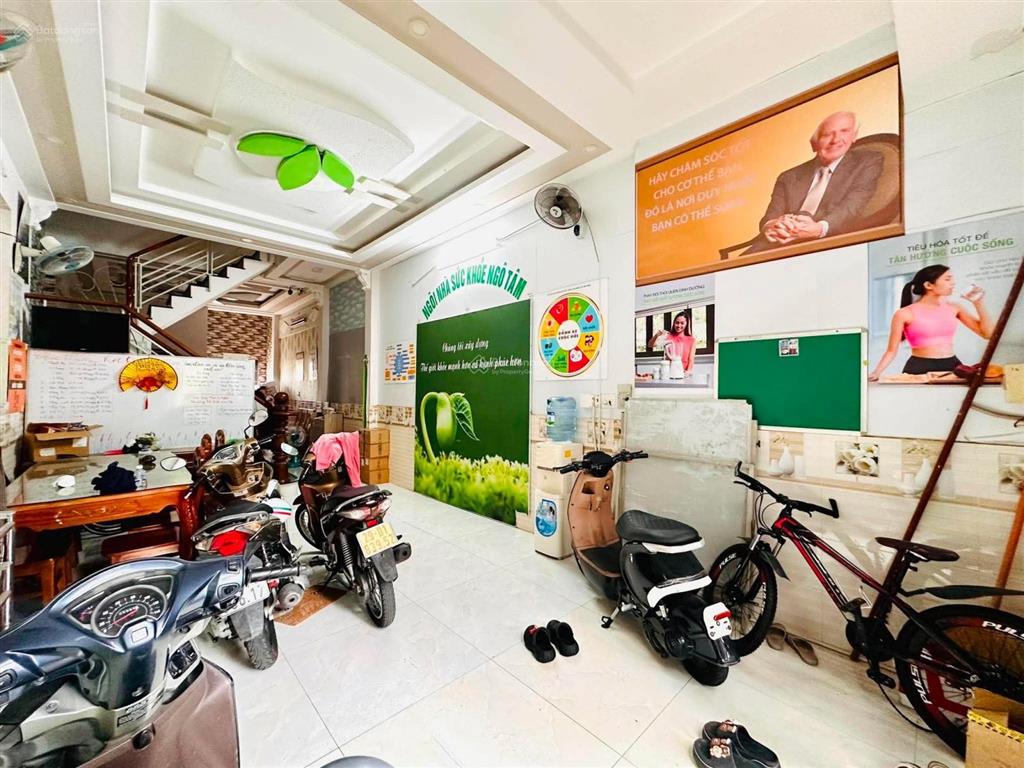 Ngộp bank, hẻm xe hơi 4m phan huy ích 4,2x15m (62m2), 4 tầng, 4 phòng ngủ chỉ 5,9 tỷ