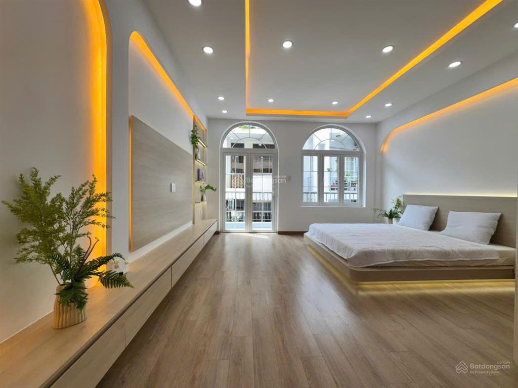 Giảm 2 tỷ, hẻm xe hơi 6m lê văn sỹ thông trường sa 4,7x18, 5 tầng chỉ 21 tỷ