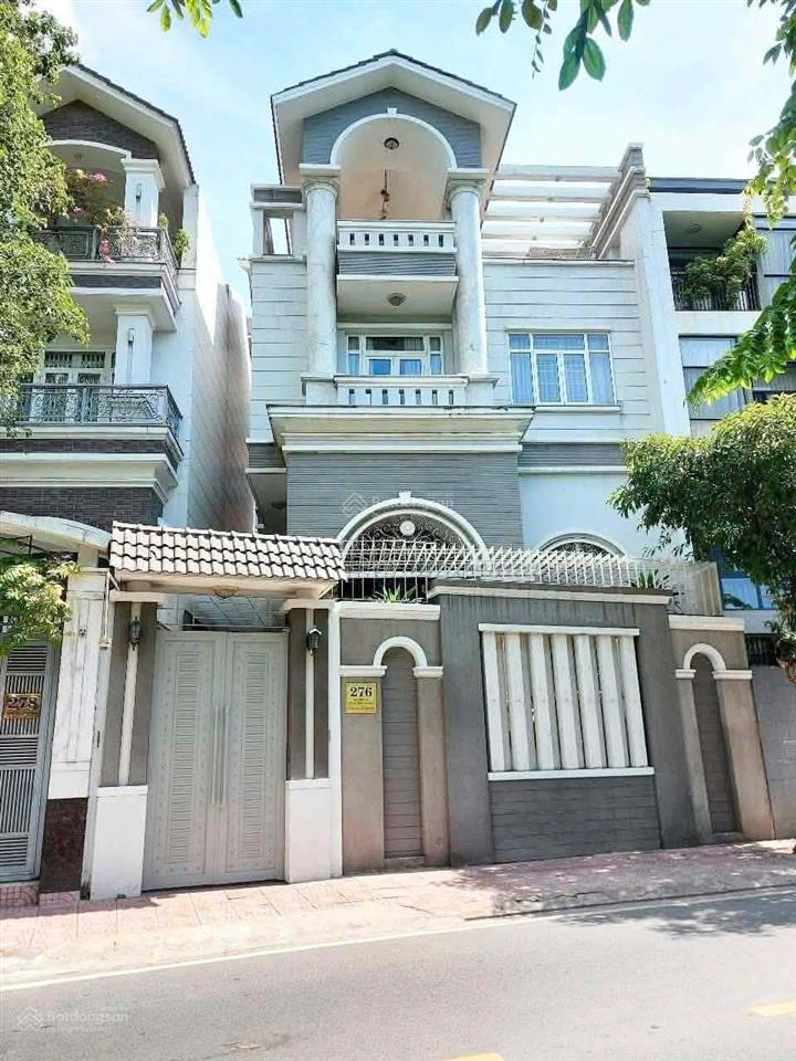 Mặt tiền phan xích long siêu hiếm, ngang 8m, 150m2, bốn lầu, 6 phòng ngủ 70tr