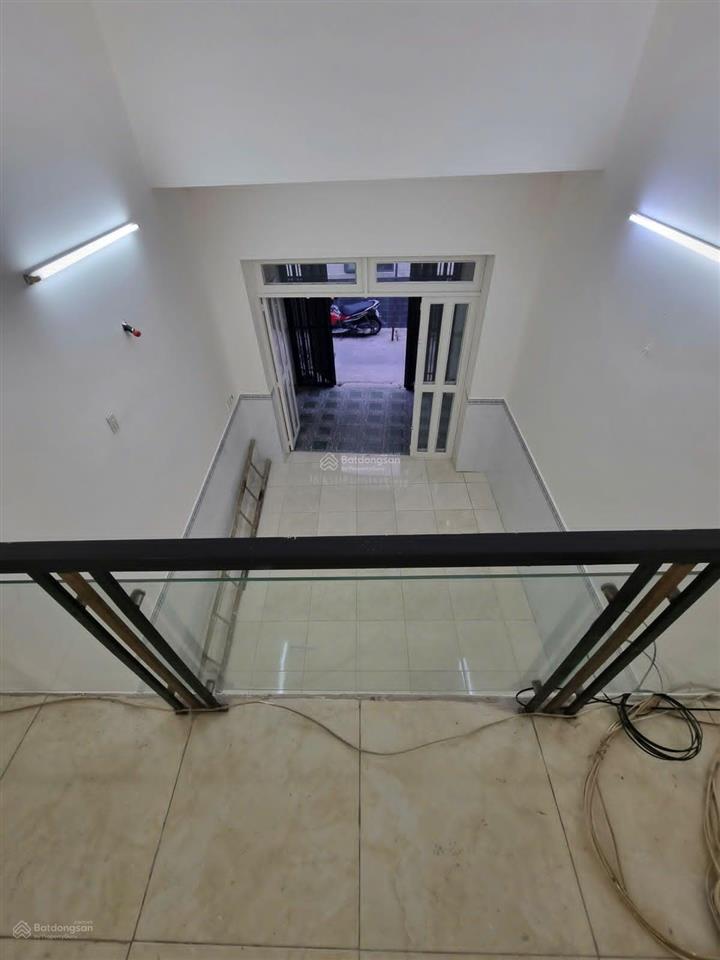 60m2 lê đức thọ trệt lầu, ba pn, hẻm 4m, 10 căn ra hẻm xe hơi tránh 4,9ty