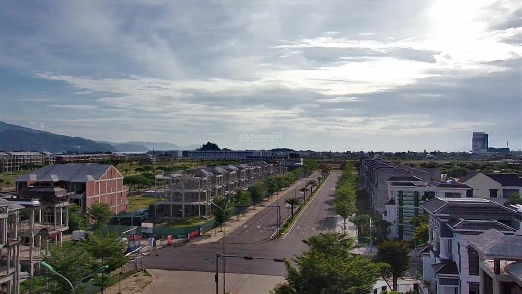 Bán đất nền biệt thự dự án golden hills city, ngang 7,5m dài 25m chỉ 5,050 tỷ/187,5m2