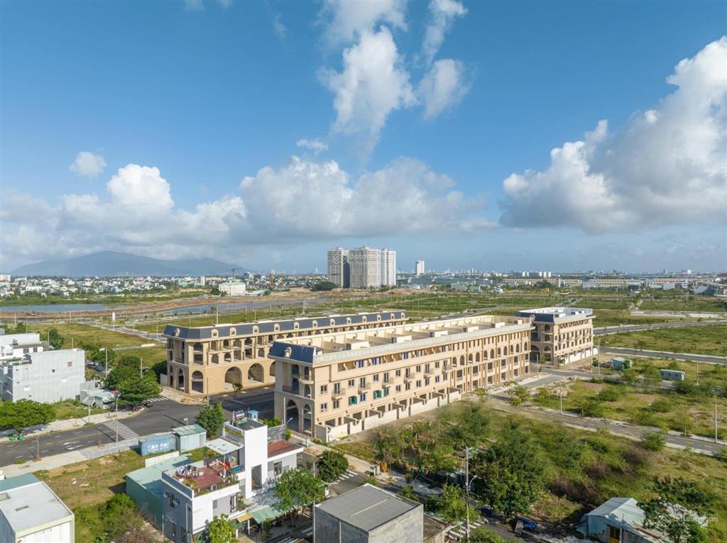 Bán đất nền dự án tại the lumia danang, 5 tỷ, 150m2, đường 10,5m, đông nam