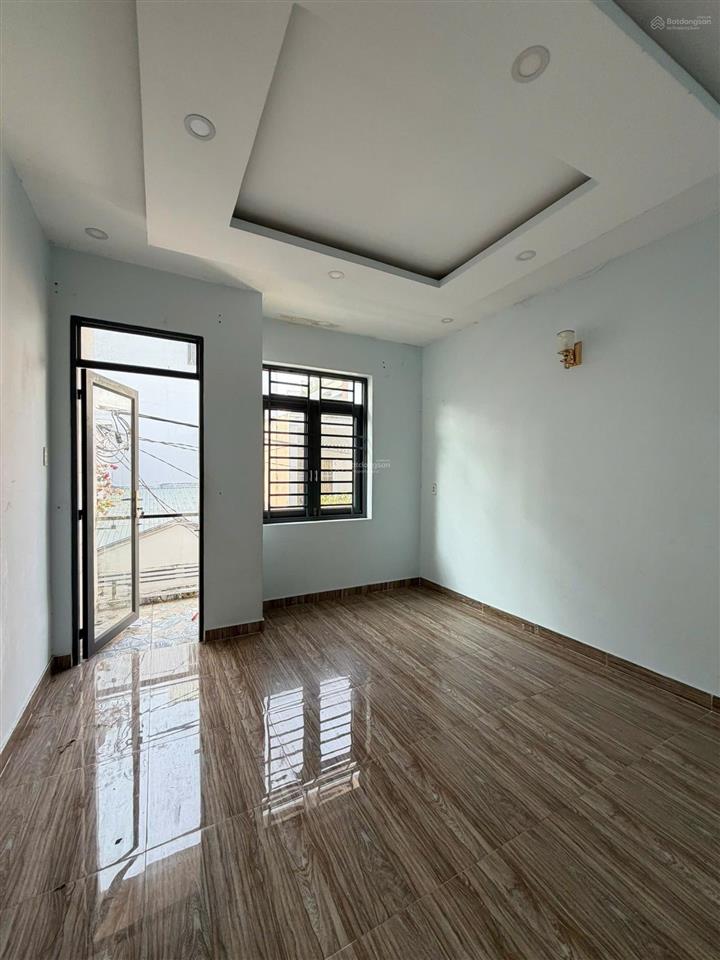 Bán gấp nhà 2 tầng lê trọng tấn,tân phú 3,7 x 12 nhỉnh 5 tỷ, hẻm 4m