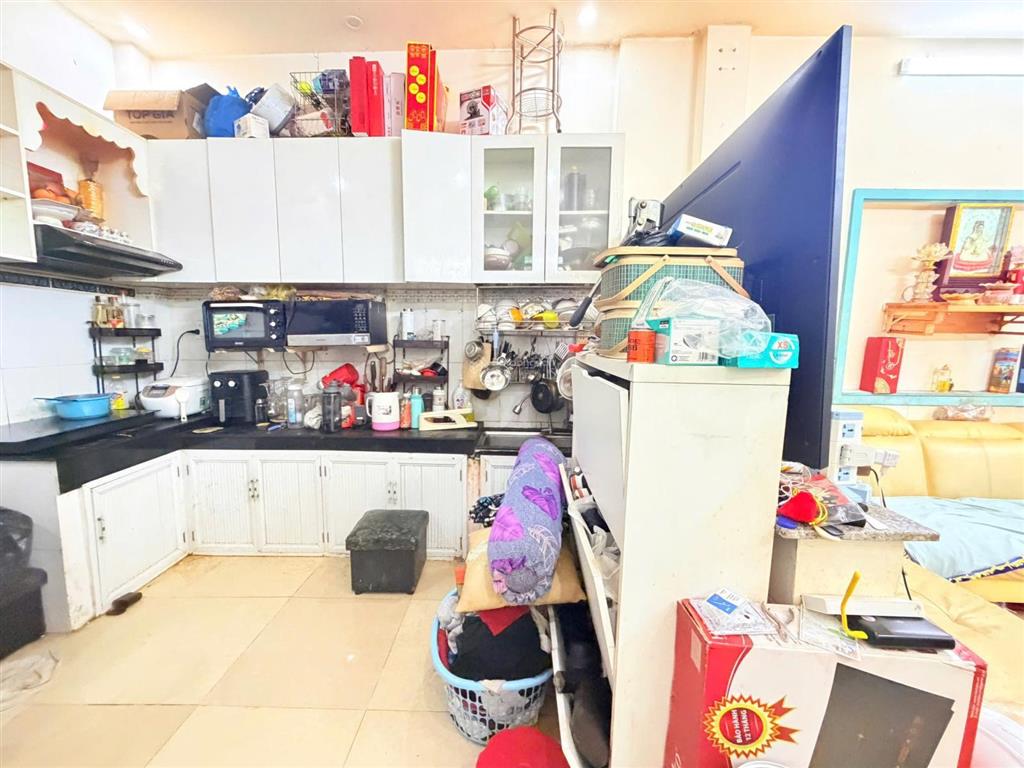 Chính chủ bán 250/64 nguyễn thượng hiền 4.2x8 nở hậu 6m , 1 lầu