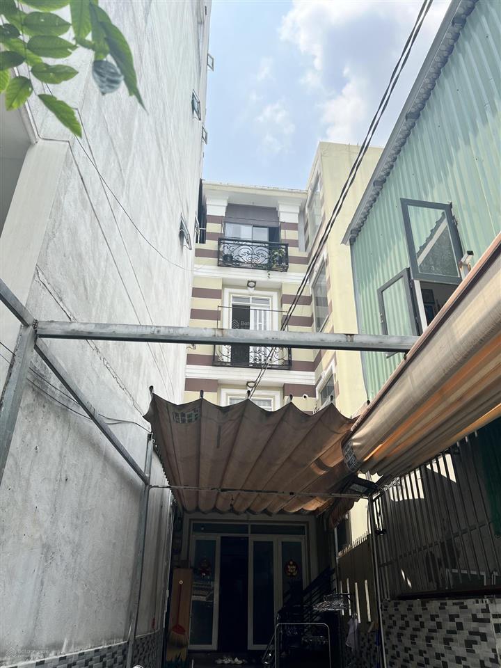 Bán nhà hẻm nhựa 10m, 210/19a cmt8 , 4x20 nở hậu 8m , hầm 3 lầu , 16.5 tỉ