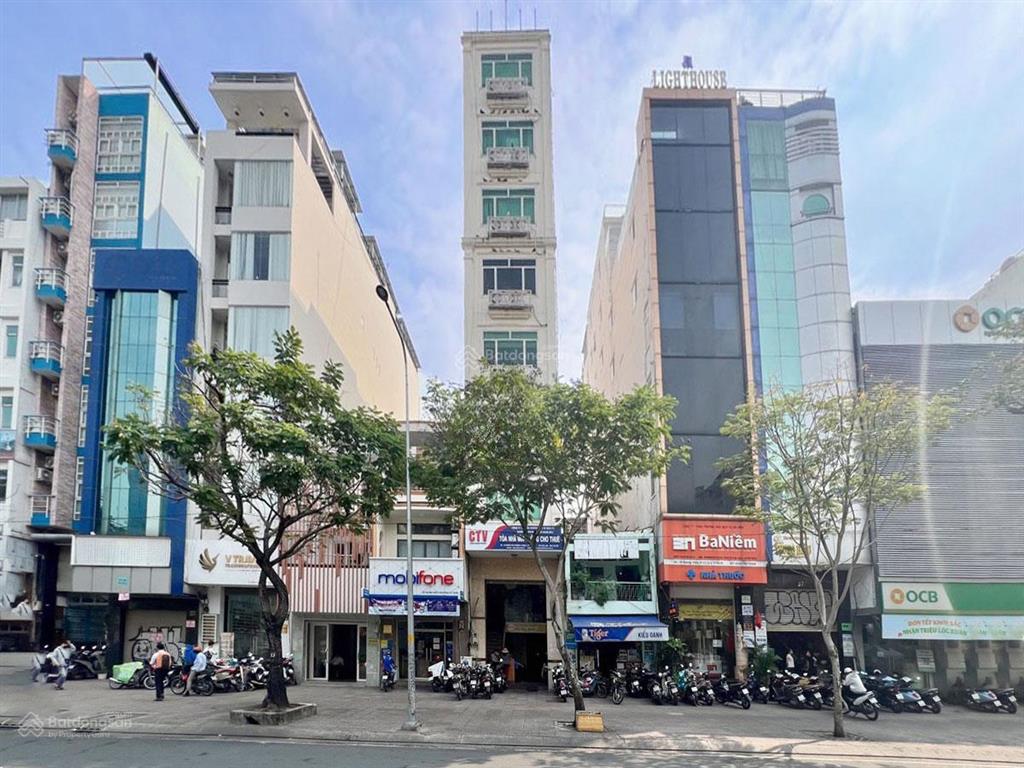 Chính chủ bán 31 hoàng diệu 4.5x24 1 trệt 9 lầu, đang khai thác 200tr, giá 65 tỉ.  0911 039 ***