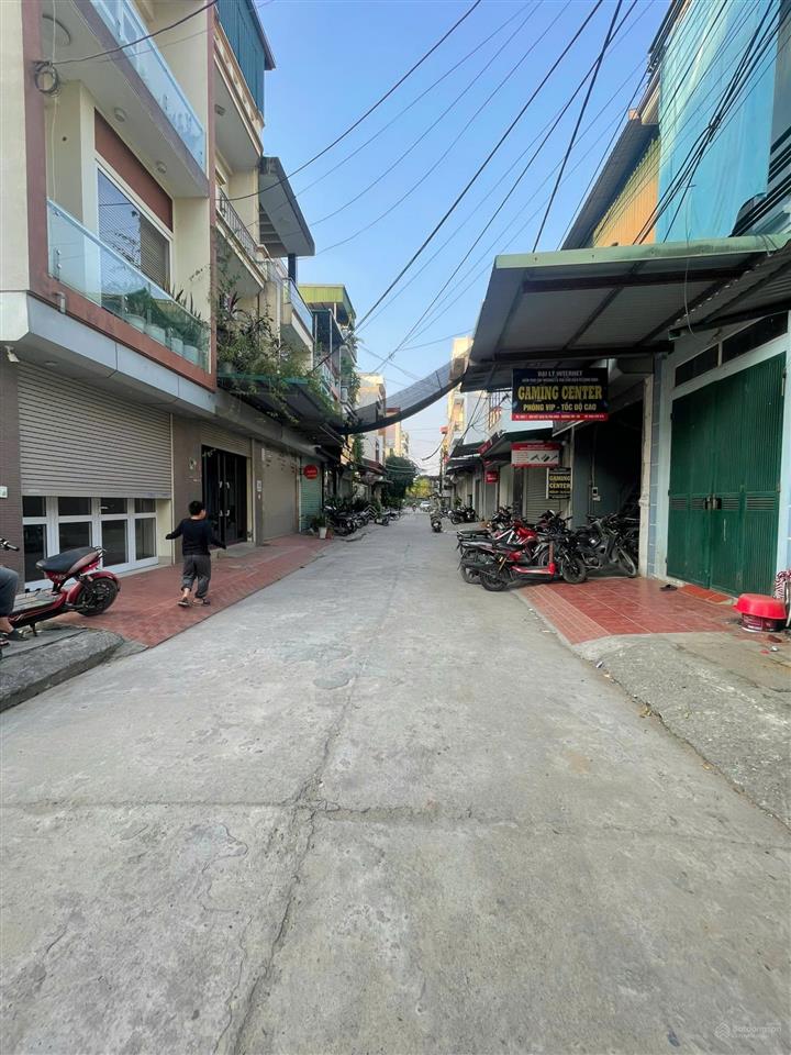Cc cần bán gấp 61m đất phân lô ôtô tránh kinh doanh đẹp, sầm uất nhất tt thường tín,