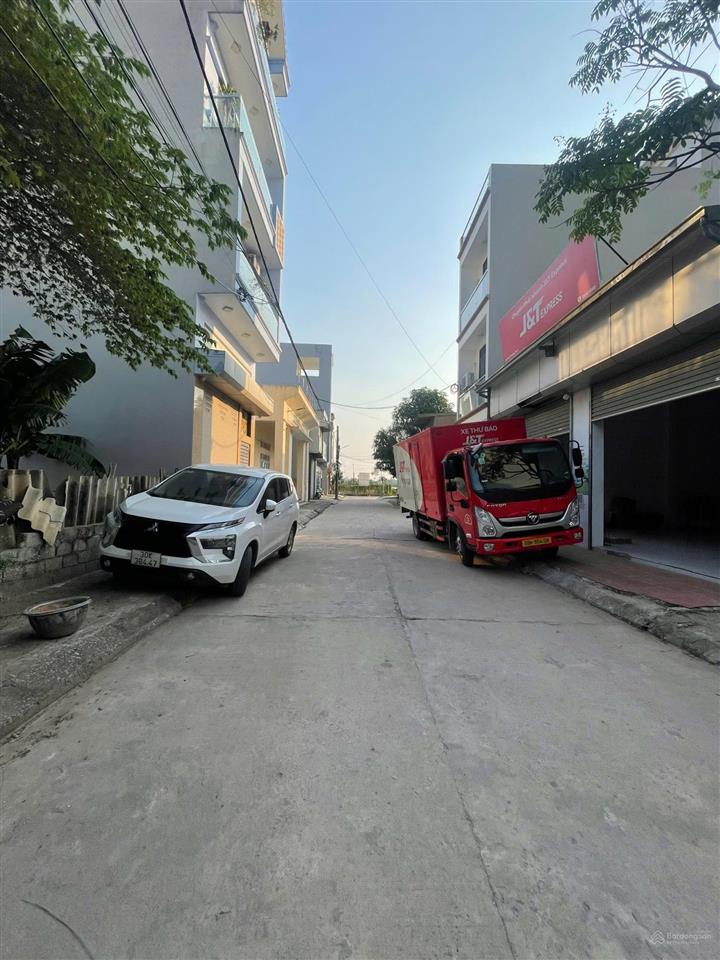 Cc cần bán gấp 61m đất phân lô ôtô tránh kinh doanh đẹp, sầm uất nhất tt thường tín,