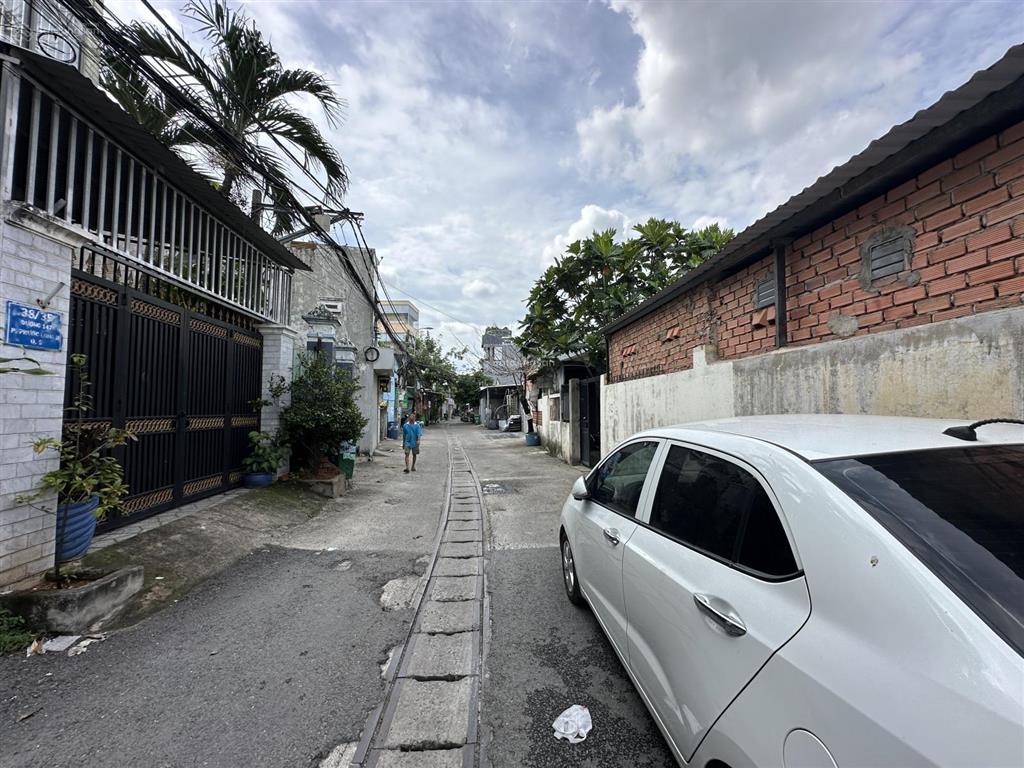 Bán đất giảm gần 2 tỷ dt 201.7m full thổ ngang 8m đường 147 phước long còn 16.7 tỷ