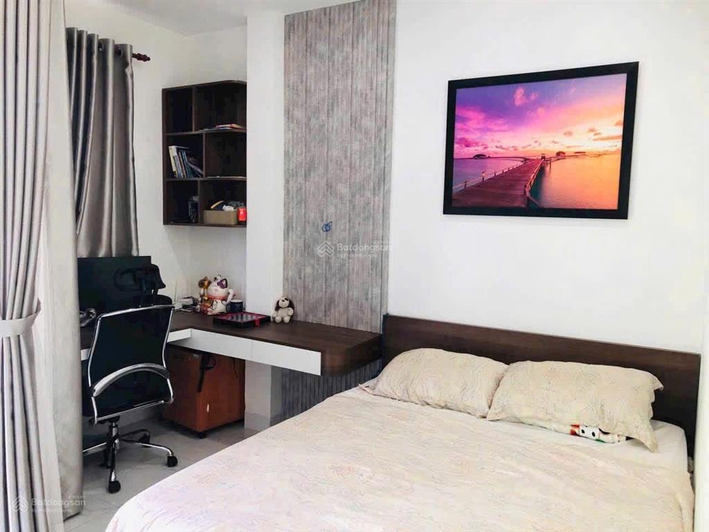 Chủ hạ giá bán gấp! nhà 52m, 3 tầng, sổ riêng tăng nhơn phú, 5,7 tỷ