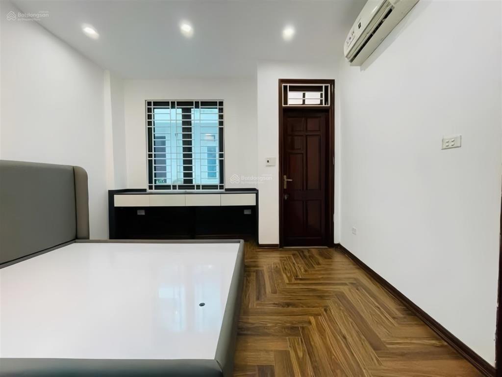 Chính chủ bán nhà lô góc 3 thoáng yên hoà, cầu giấy