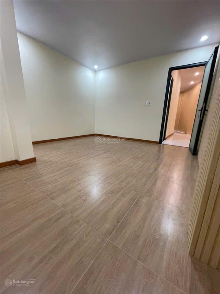 Siêu phẩm mt thụt chợ tân bình  gần lý thường kiệt  ngang đẹp 4.3m  gần bv thống nhất 5.95 tỷ