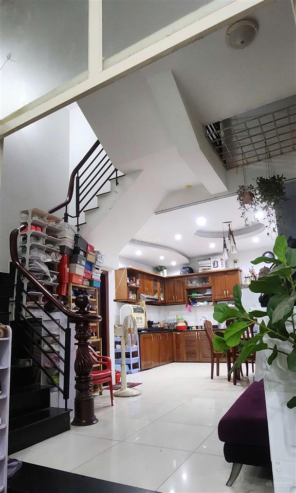 Hàng hiếm! ngang đẹp 5m  hẻm ôtô lê thị riêng  thông nguyễn trãi  q1  4 tầng. chỉ 23tỷ (tl)