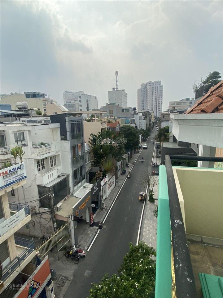 Bán gấp nhà đẹp mt đặng dung  trường sa  quận 1  5 tầng  ở  cty  chdv. chỉ 27tỷ (tl)