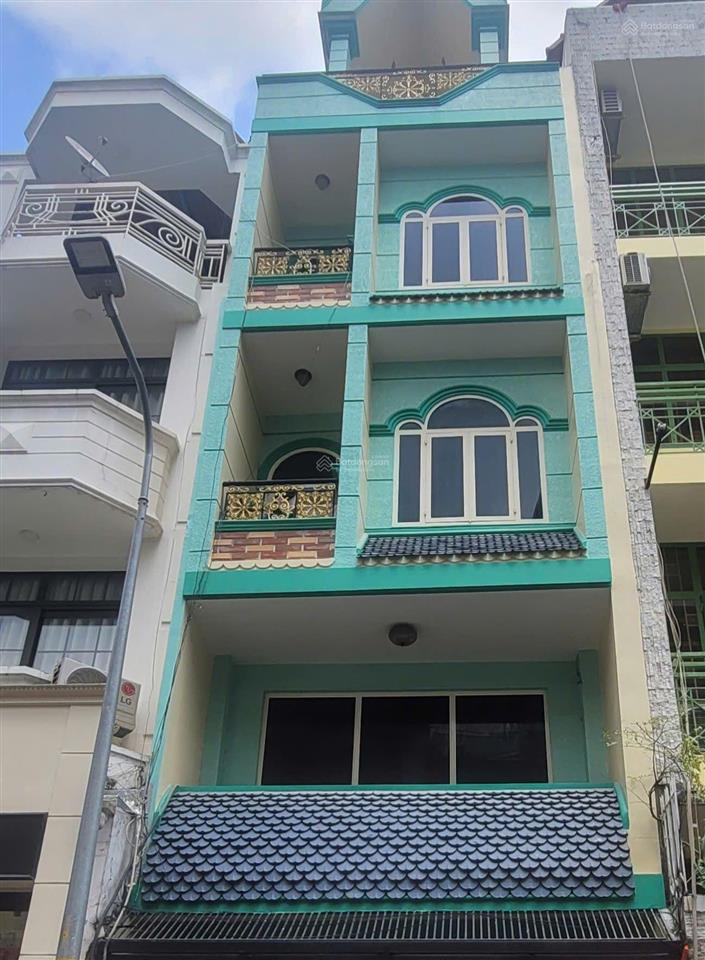 Bán gấp nhà đẹp mt đặng dung  trường sa  quận 1  5 tầng  ở  cty  chdv. chỉ 27tỷ (tl)