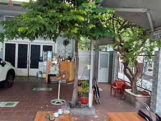 Bán đất tặng nhà 2 mt  hxt tránh dương quảng hàm. dt 186m2  ngang bề thế 8m. hợp chdv. chỉ 30 tỷ.