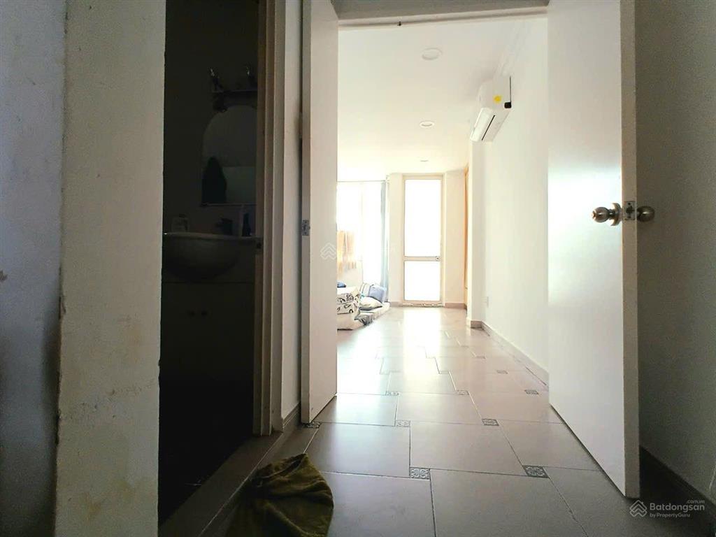 Định cư bán gấp nhà 5 tầng hxh nguyễn trãi  q1  khu cán bộ  phố đi bộ bùi viện. chỉ 12,6 tỷ tl