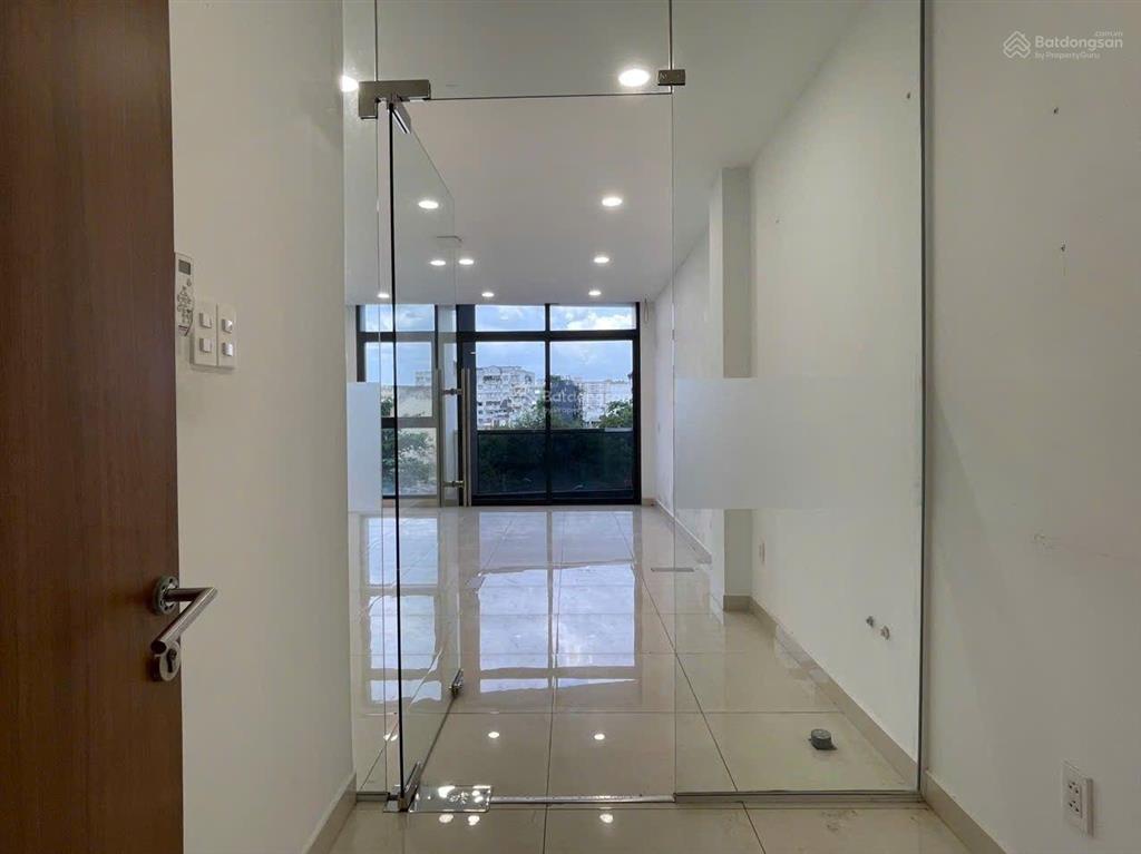 Bán gấp tòa nhà vp 6tầng  thu 700tr/năm thang máy  pccc  mt kế hai bà trưng  q1. chỉ 27 tỷ. tl