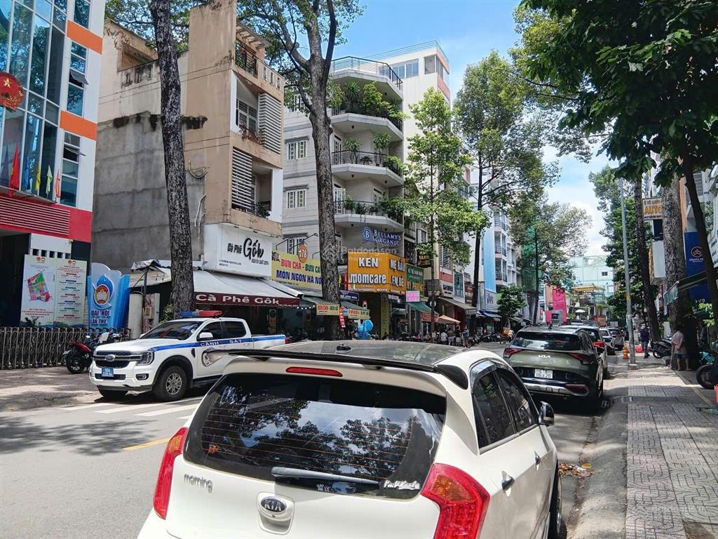 Bán gấp hàng hiếm sát mt trần bình trọng  an dương vương  ngang đẹp 4,4m. chỉ 12,5 tỷ. tl chủ