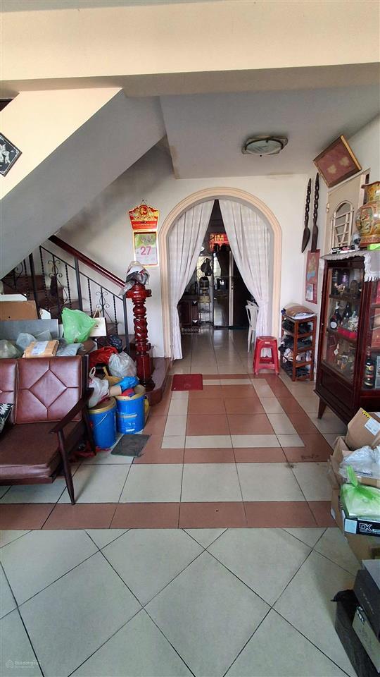 Siêu phẩm sát mt trần bình trọng  trần hưng đạo. ngang bề thế gần 6m  nở hậu  5 tầng. chỉ 18 tỷ