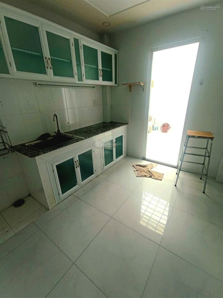 Bán gấp nhà kế mt võ văn kiệt  q5  4 tầng  5pn, dòng tiền 300tr/năm chỉ 6.8 tỷ. tl chính chủ