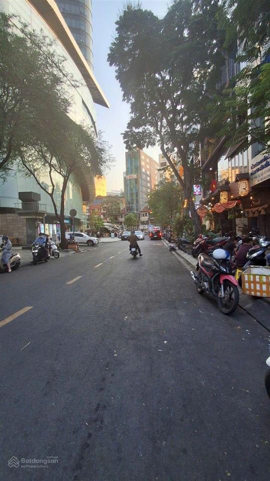Siêu mt q1. sát phố đi bộ nguyễn huệ  đối diện bitexco  dòng tiền khủng 208,856 tr/th. chỉ 99 tỷ