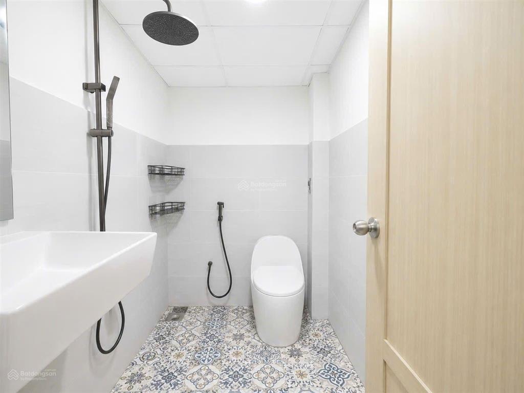 Giảm 400tr chỉ 6 tỷ có ngay nhà đẹp điện biên phủ, q3. full nội thất  vài bước tới hxh, 30m tới mt