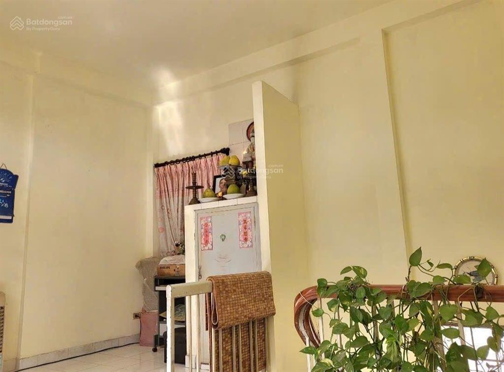 Chỉ 8.45 tỷ tl chủ. có ngay nhà ngay nguyễn biểu  q5  giáp q1  4 tầng ngang lớn 5m.
