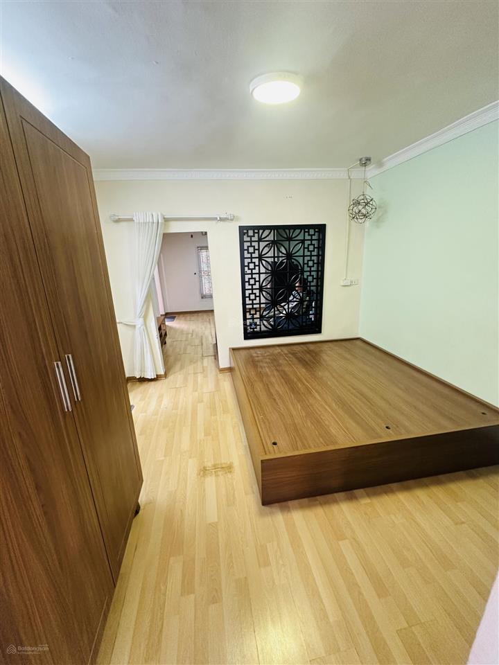 Căn hiếm e7 thành công  2 ngủ full nội thất  chỉ 50m ra hồ  xách vali về ở ngay