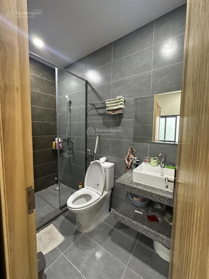 Bán nhà thống nhất, 5*15 vuông vức, 3 tầng btct chắc chắn, ko lộ giới, nhà mới chủ ở kỹ, 7,5 tỷ tl