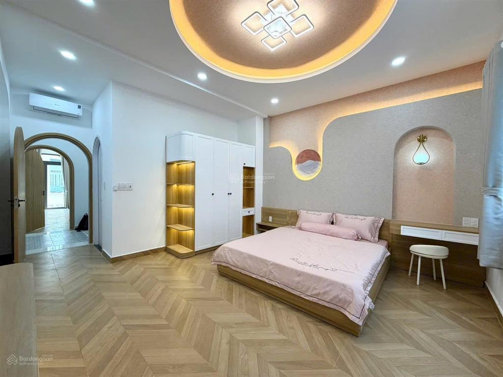 Siêu hiếm 70m2, 3 tầng  bán nhà 4*18 vuông, huỳnh văn nghệ, tân bình, hẻm xe hơi 5m, chỉ 7,65 tỷ