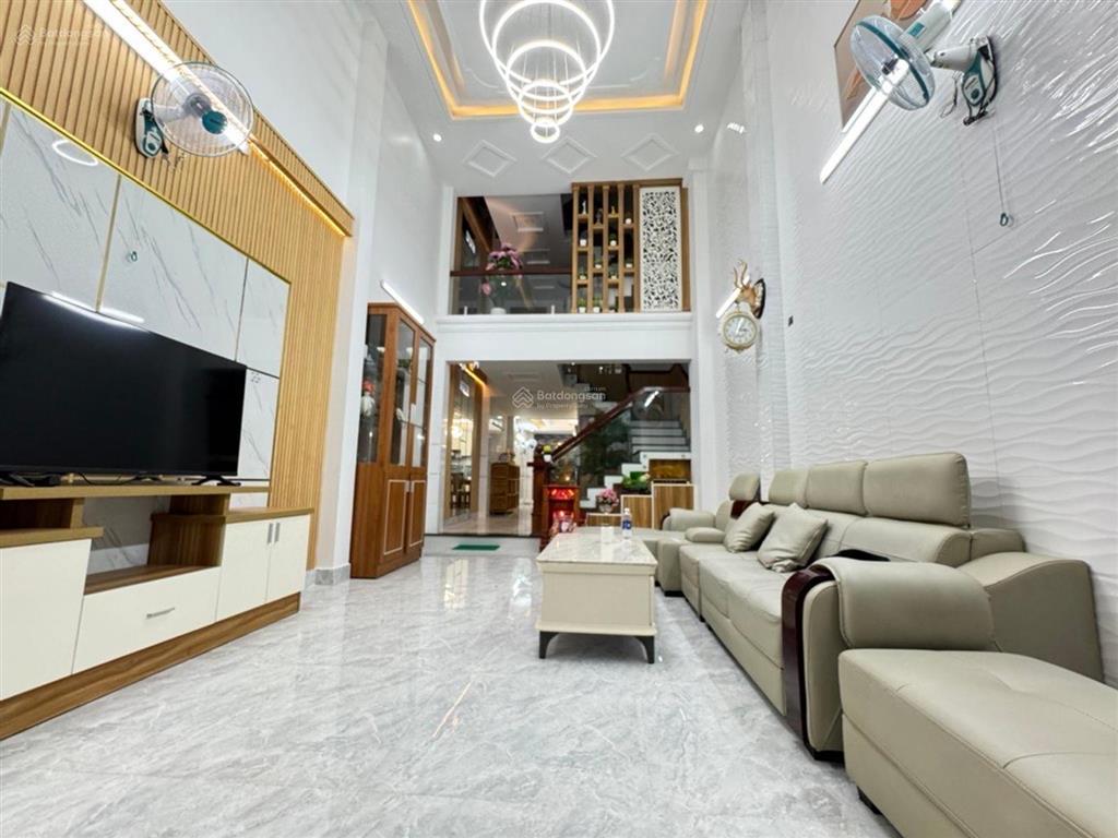 Bán nhà hẻm xe hơi nguyễn duy cung, cách mặt tiền 30m, 4*22 vuông cn 88m2, 5 tầng thang máy 450kg