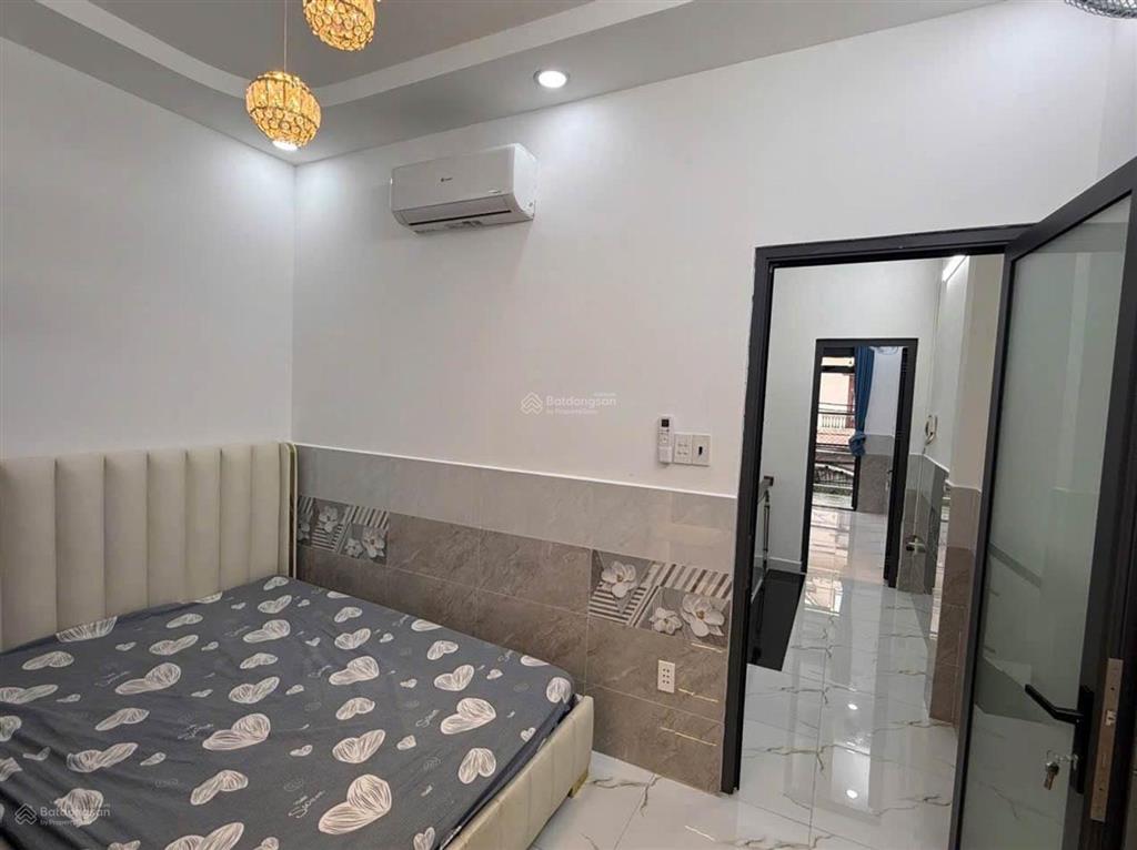 Bán nhà hxh 6m thông phan huy ích, 50m2, công nhận đủ, 2 tầng btct, vuông, full nội thất, 5,9 tỷ
