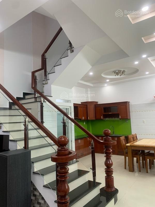 Bán nhà hxh phạm văn chiêu, 70m2, 4 tầng btct, sân đậu oto, gần công viên, vuông vức, chỉ hơn 7 tỷ