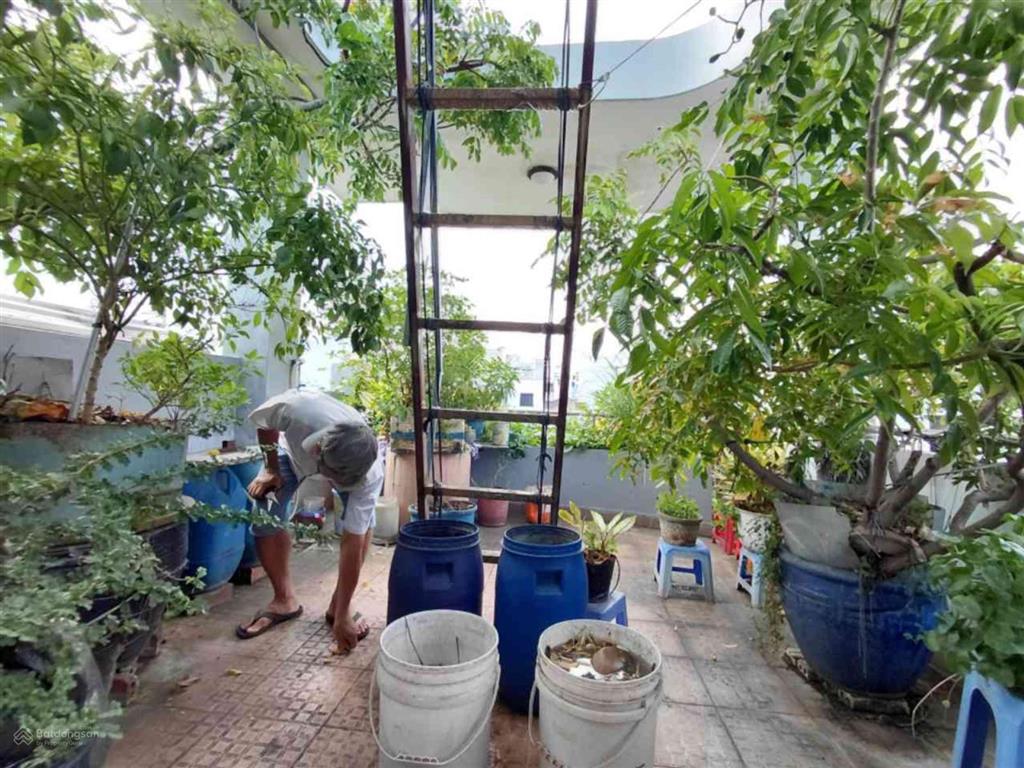 Chủ đi định cư  bán gấp nhà hxh 4 tầng phạm văn hai  55m2  khu dân trí  hẻm thông sạch  11,5 t