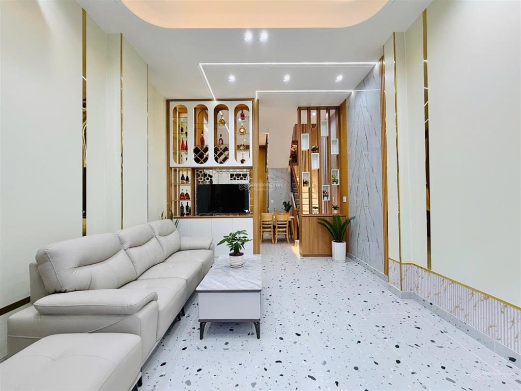 Bán nhà hxh nguyễn sỹ sách 40m2, 3 tầng btct, sát mặt tiền, hẻm an ninh sạch đẹp, chỉ 5,9 tỷ