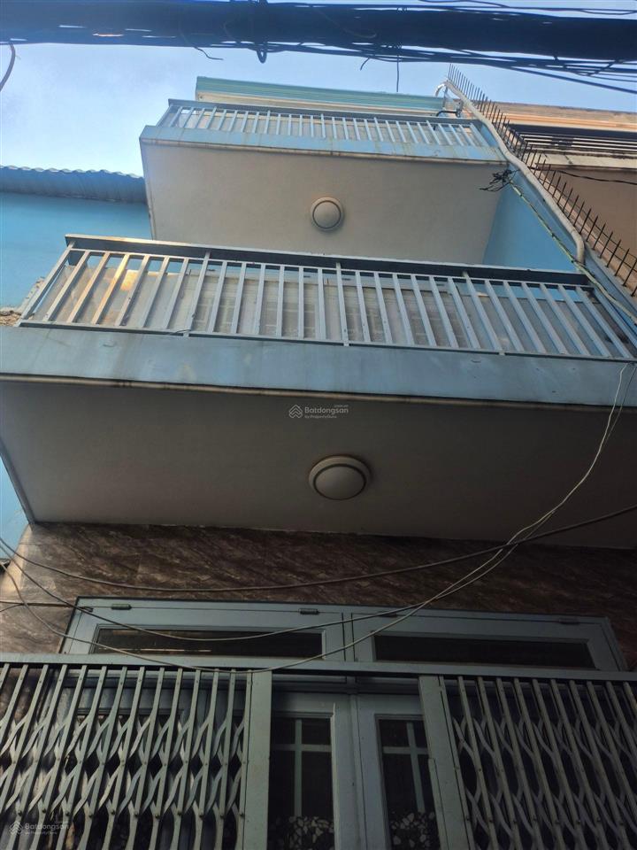 Bán nhà nguyễn văn khối  3 tầng  18m²  cách mặt tiền 10m  hẻm thoáng sạch sẽ  3,15 tỷ