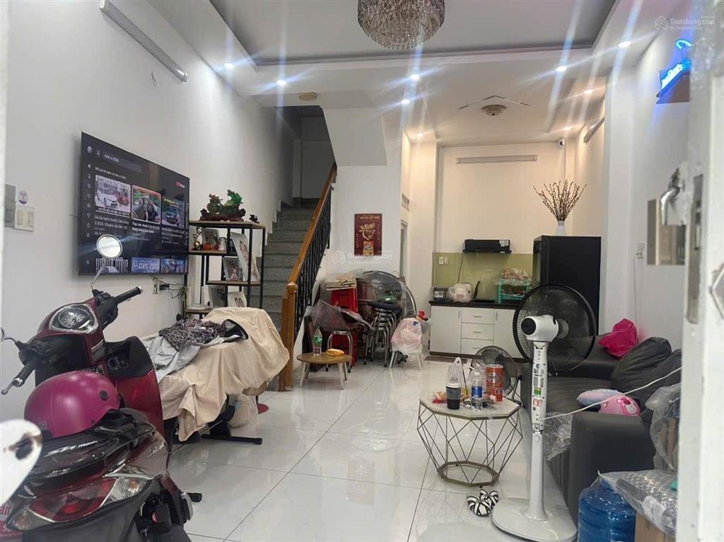 Bán nhà nguyễn tư giản, hẻm xe hơi thông, 30m², 4 tầng btct, vừa ở vừa kinh doanh, sạch đẹp ở ngay