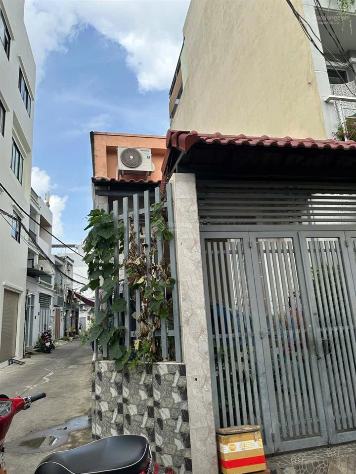 Bán nhà hxh trần thị trọng (cống lở), 50m2, 2 tầng, căn góc không lộ giới, sân để xe rộng, 5,5 tỷ