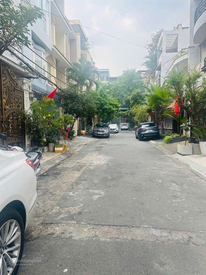 Nhà 4 tầng, mặt tiền đường nhựa 8m, nguyễn văn luông, 68m2, 10 tỷ