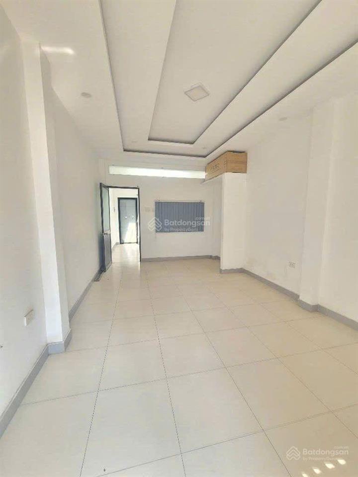 Nhà hồng bàng, 80m2, sát cầu vượt cây gõ, hơn 5 tỷ