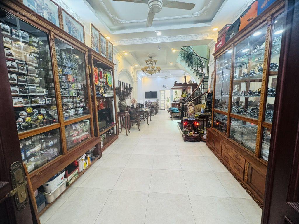 Nhà 3 tầng, hẻm xe tải võ văn kiệt, 75m2, 4x19m, 6.3 tỷ