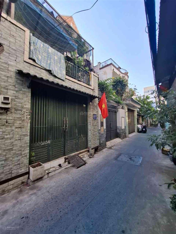 Hẻm 4m, phạm văn chí, nhà 3 tầng, 70m², 6,5 tỷ