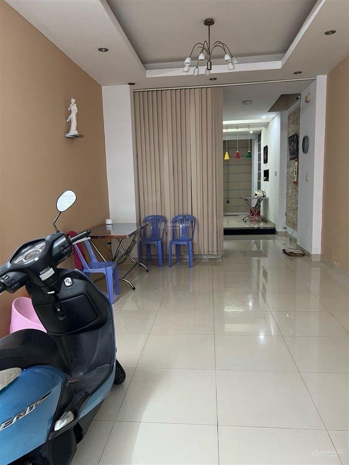 Nhà văn thân, gần chợ bình tiên, 110m2, hơn 5 tỷ