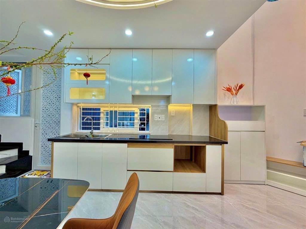 Nhà 4 tầng, hậu giang, sát him lam, 80m², 7 tỷ
